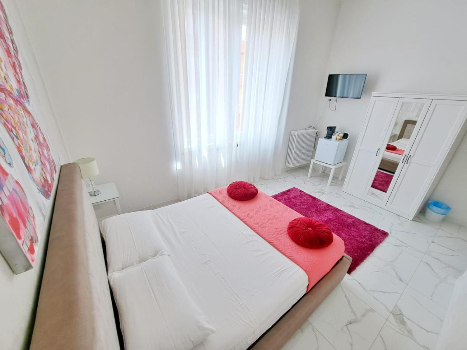 The Gallery Boutique Rooms Трієст Номер фото